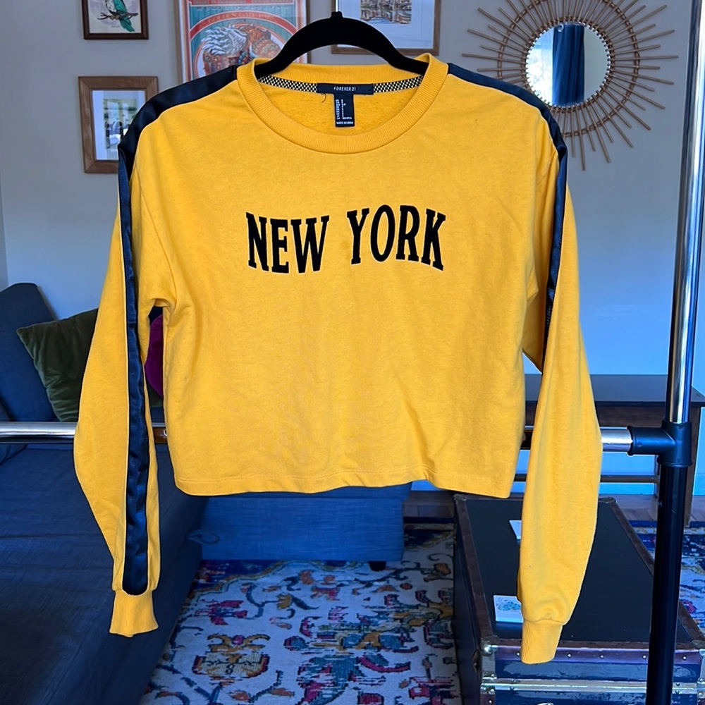 New York Taxi Style Crop Sweater
